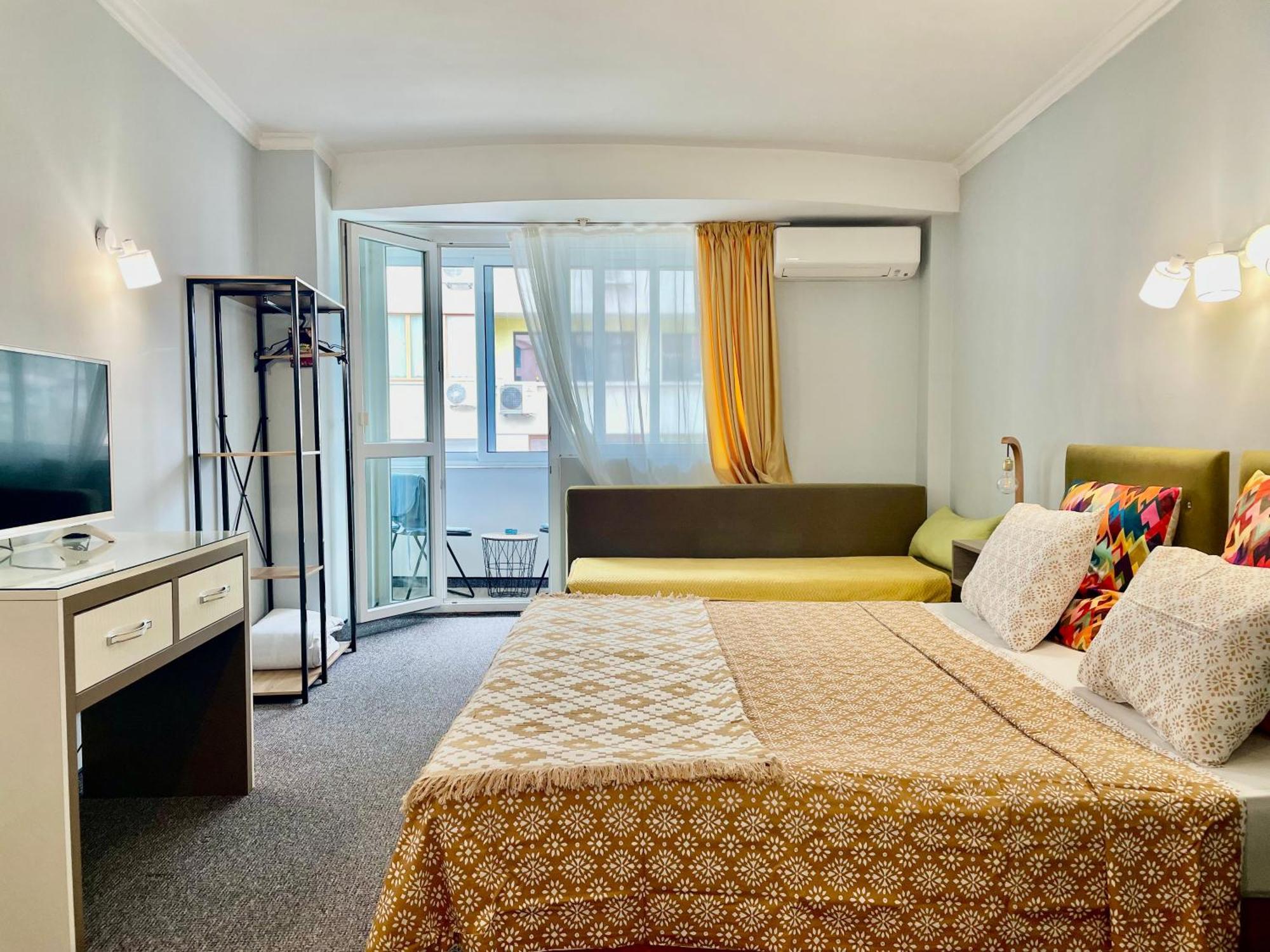 White Rose Guest Rooms Burgas City Exterior foto
